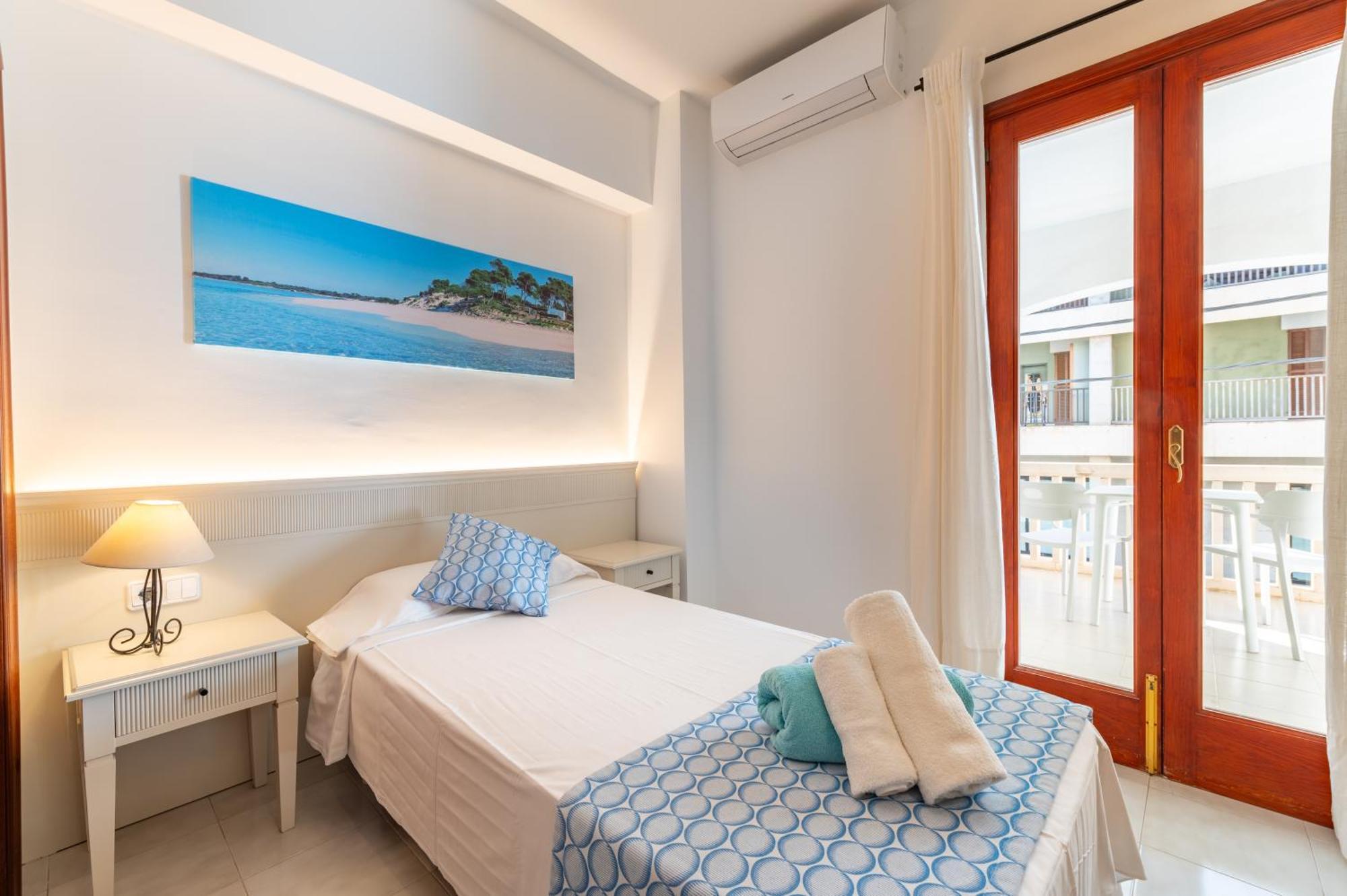 Hotel Martorell By Mhr Colonia de Sant Jordi Extérieur photo