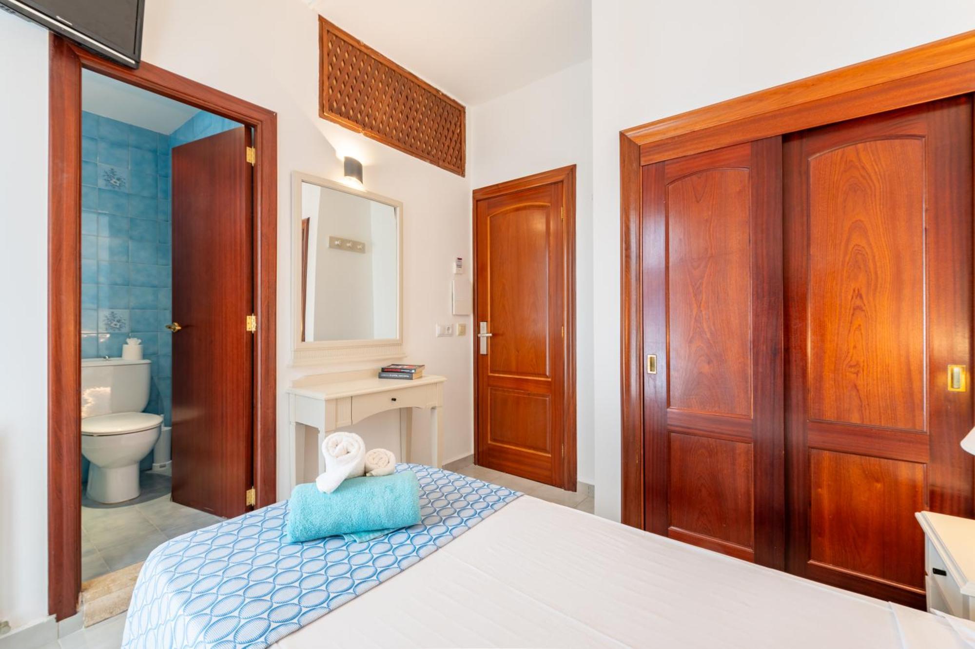 Hotel Martorell By Mhr Colonia de Sant Jordi Extérieur photo