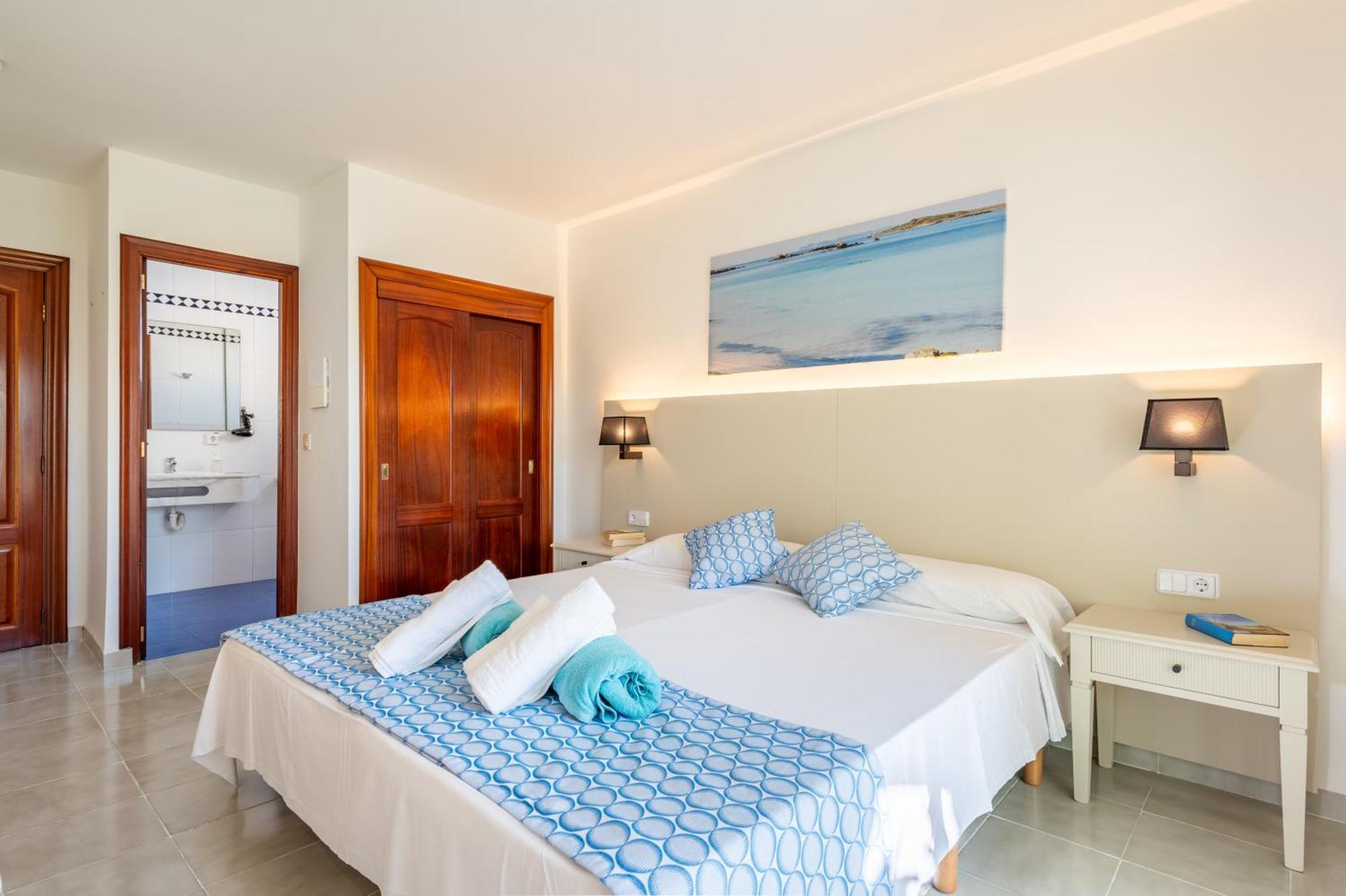 Hotel Martorell By Mhr Colonia de Sant Jordi Extérieur photo