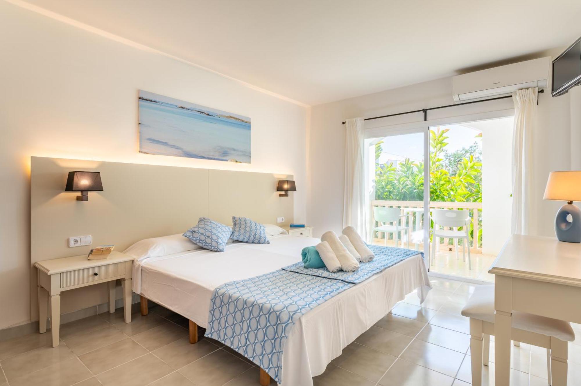 Hotel Martorell By Mhr Colonia de Sant Jordi Extérieur photo