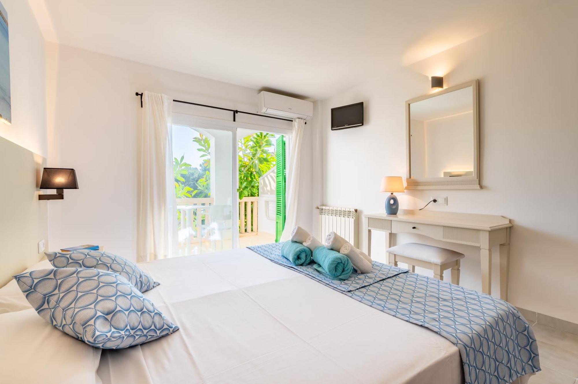 Hotel Martorell By Mhr Colonia de Sant Jordi Extérieur photo