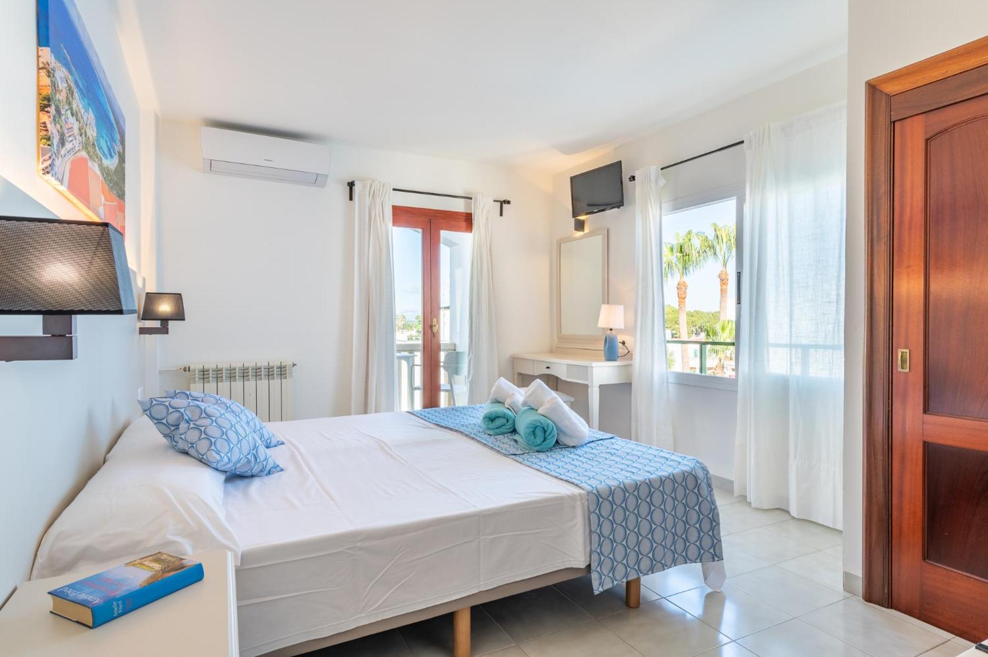 Hotel Martorell By Mhr Colonia de Sant Jordi Extérieur photo